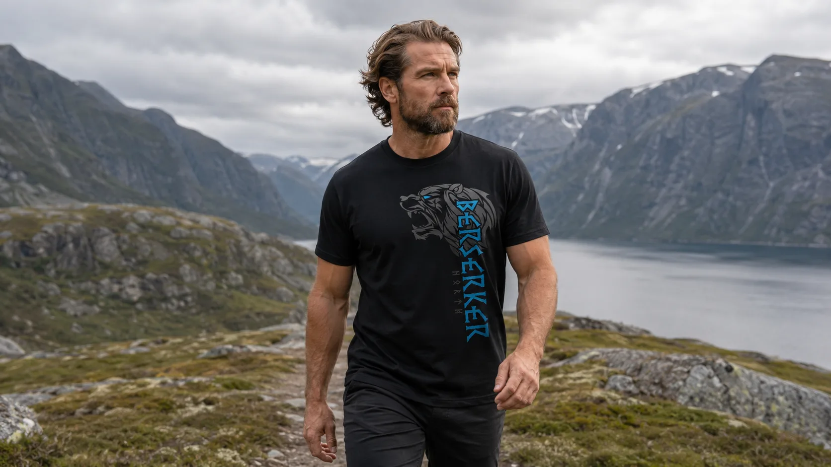 Berserker Wikinger T-Shirt Herren – brüllender Bärenkrieger in nordischer Linienführung