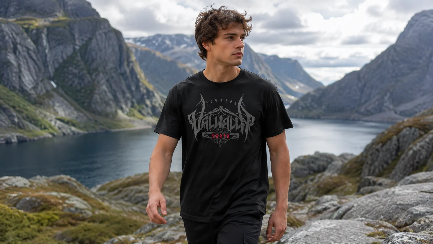Blood of Valhalla Wikinger T-Shirt Herren – metallischer Valhalla-Schriftzug mit Runen „Blood for" und Runenmedaillon