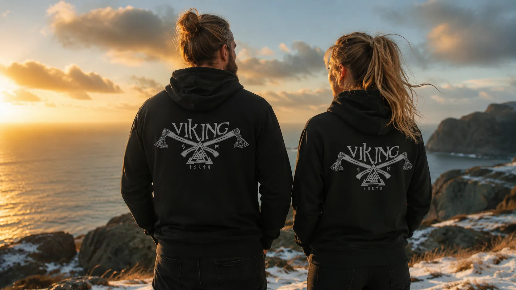 Äxte Wikinger Zipper Unisex – zwei gekreuzte Streitäxte mit Valknut und Runen als silberner Rückendruck